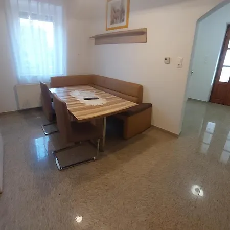 Nora Vendeghaz Semesterbostad Hévíz