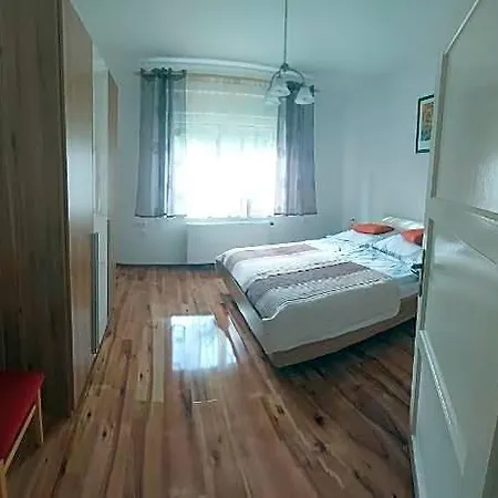 Nora Vendeghaz Holiday home