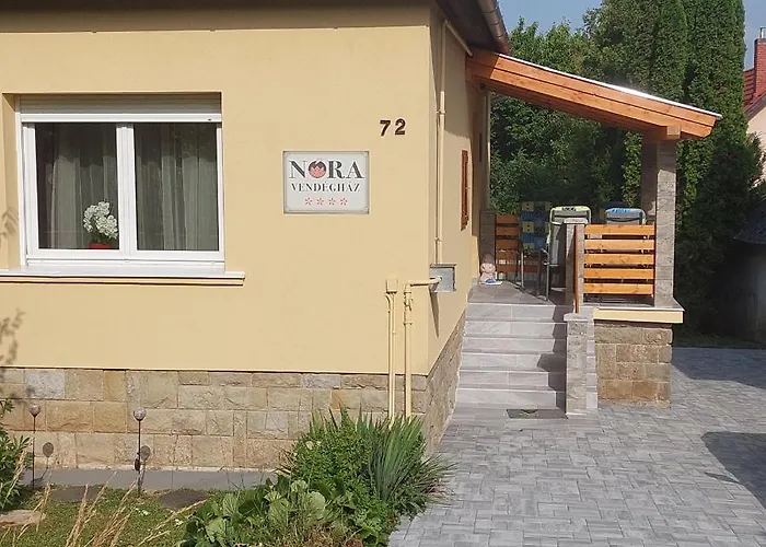 Nora Vendeghaz Holiday home